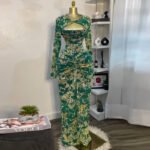 Long sleeved hollow pleated skirt - Image 4