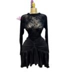 Long sleeved round neck short dress