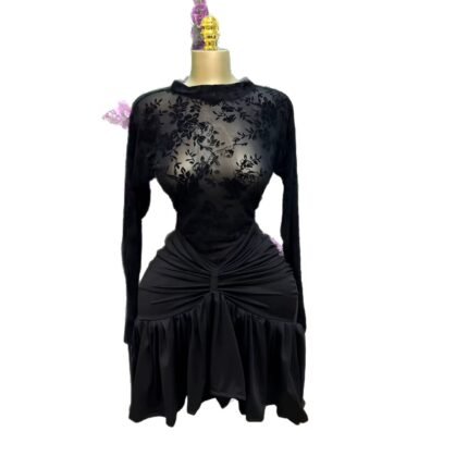 Long sleeved round neck short dress